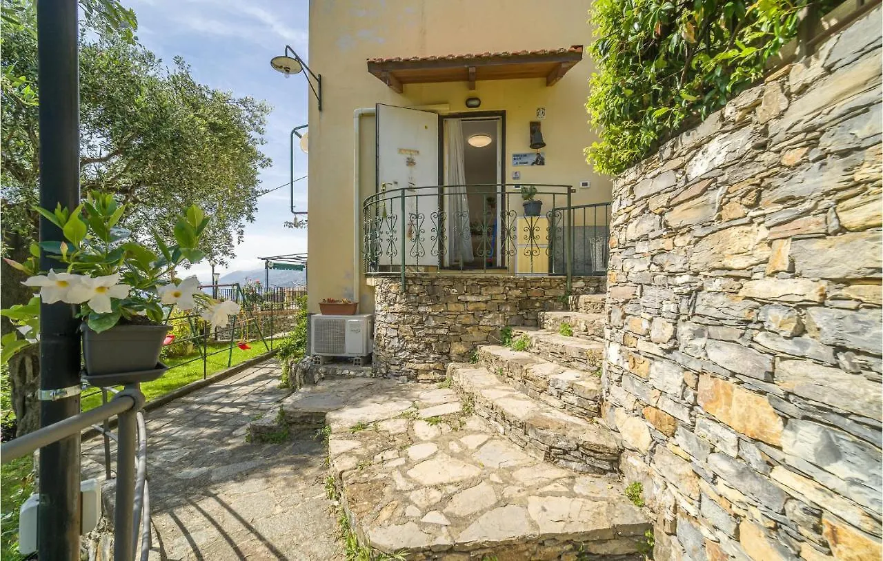 Prázdninový dům 2 Bedroom Cozy Home In Camogli