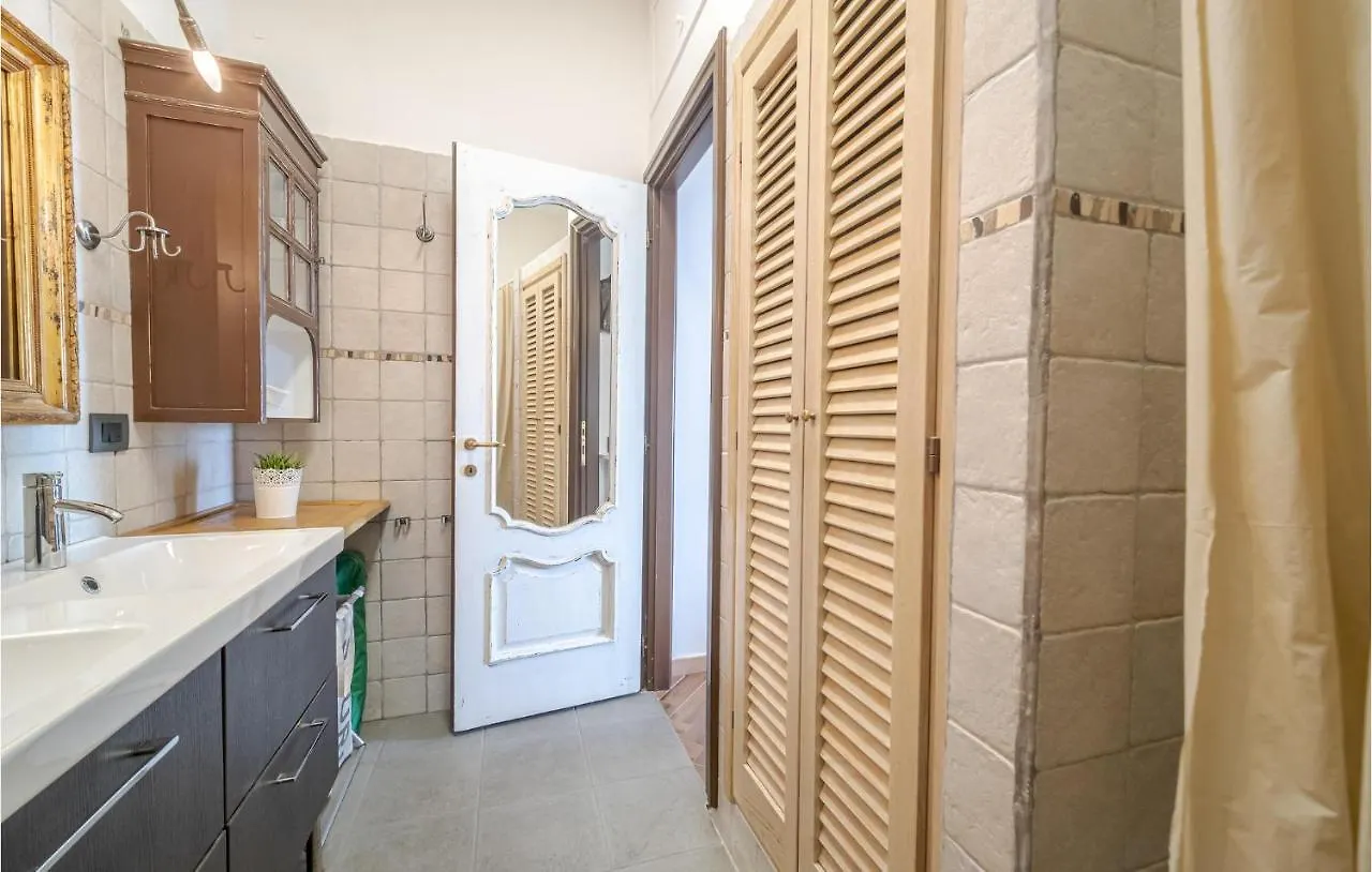 2 Bedroom Cozy Home In Camogli